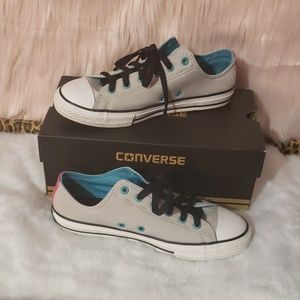 Double Tongue Converse